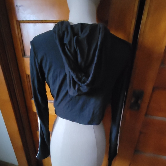 NWT Fashion Nova Crop Hoodie - Picture 2 of 5